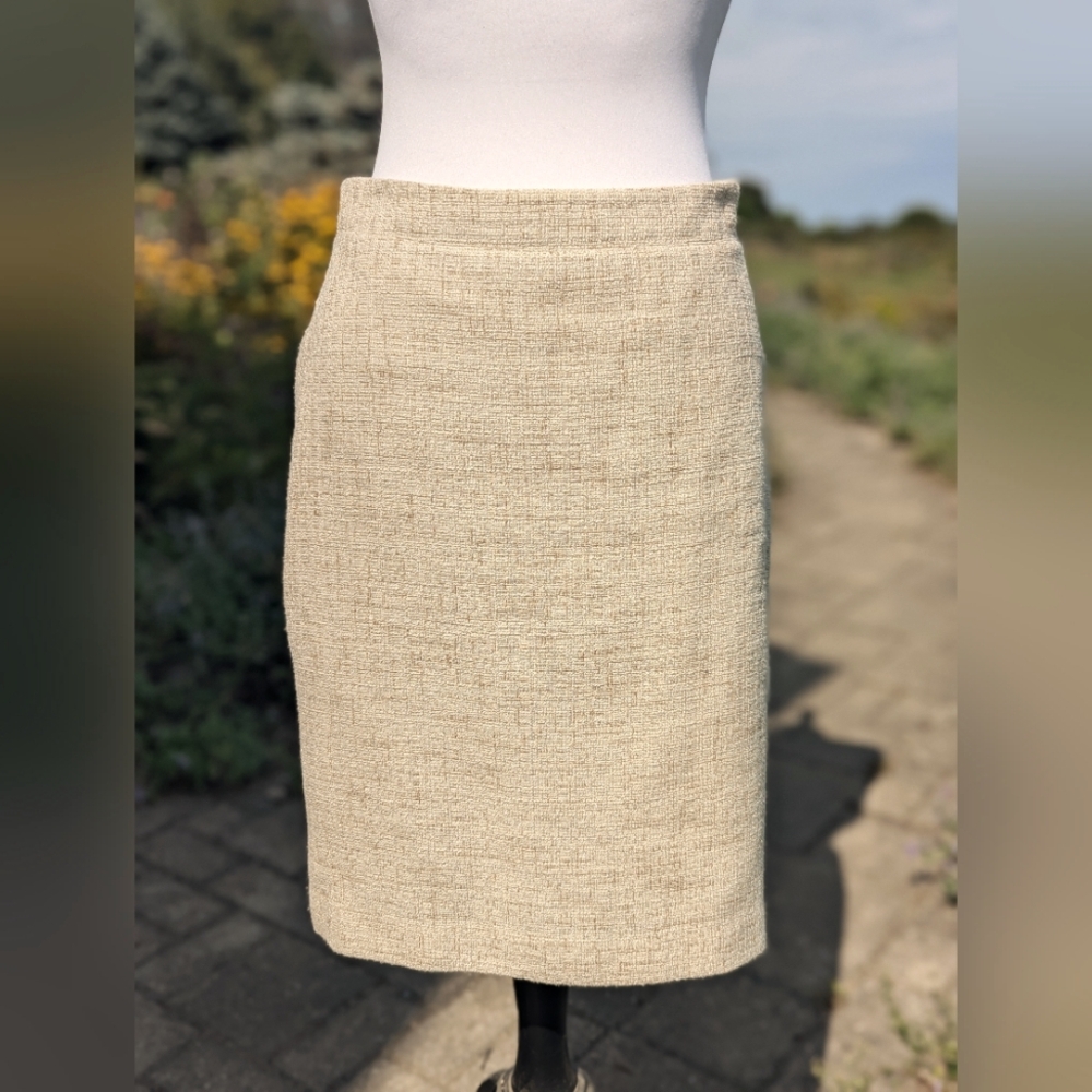 DKNY Beige Tweed Pencil Skirt - Size 4